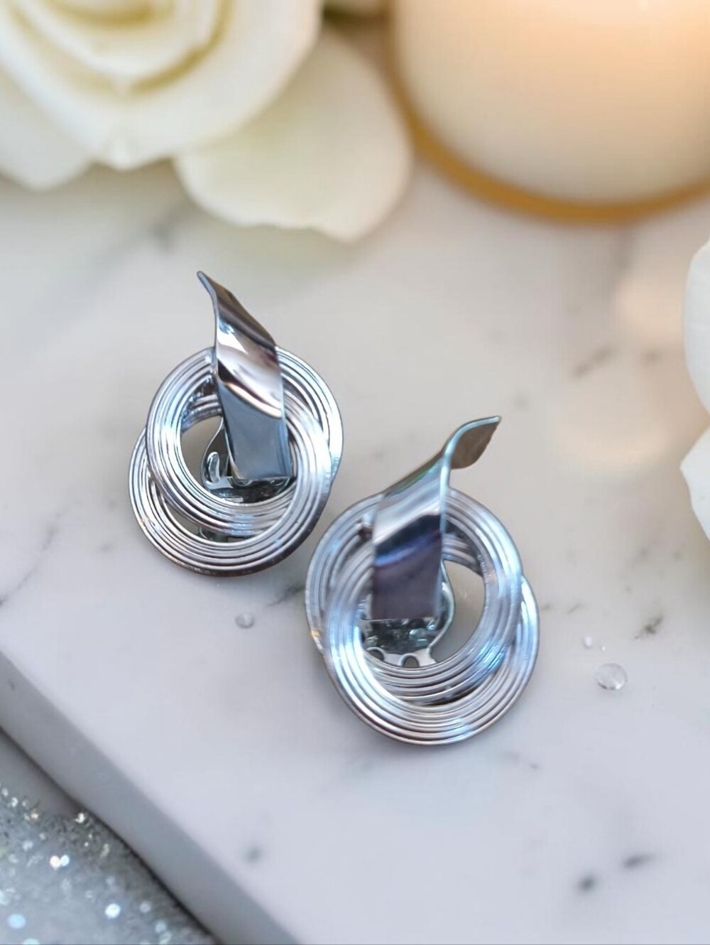 Vtg Silvertone Twisted Hoop Clip On Earrings